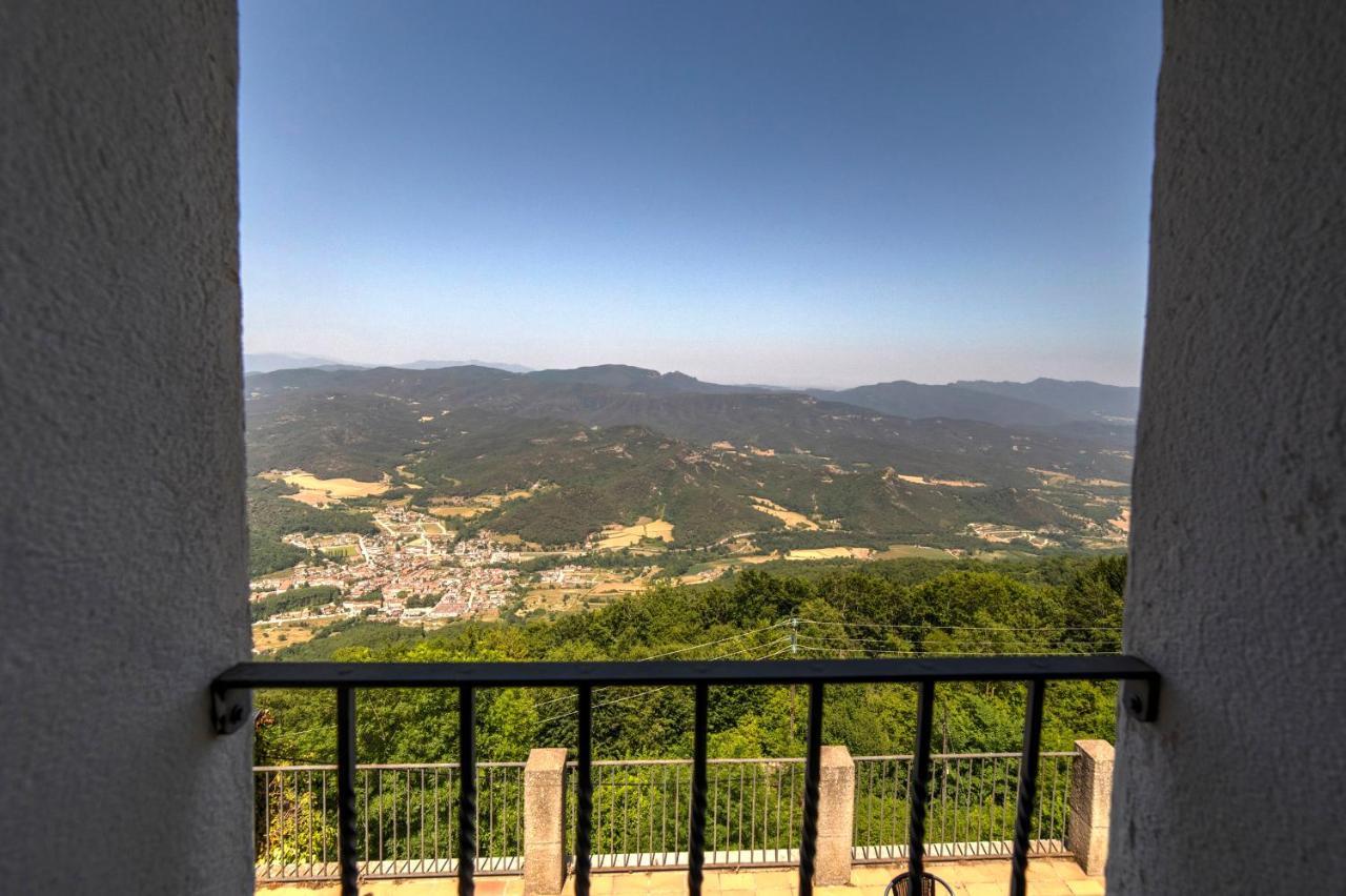 Santuari De La Salut De Sant Felíu de Pallarols Exteriör bild