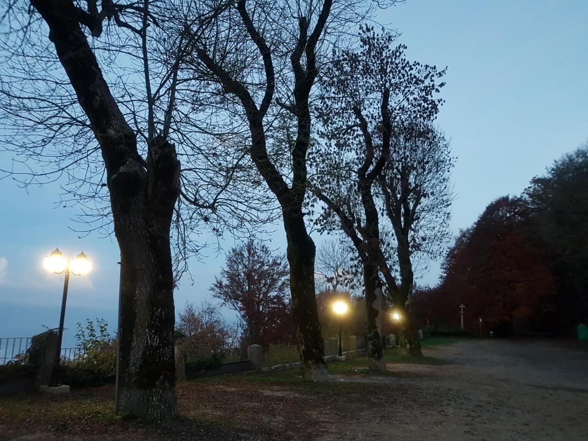 Santuari De La Salut De Sant Felíu de Pallarols Exteriör bild
